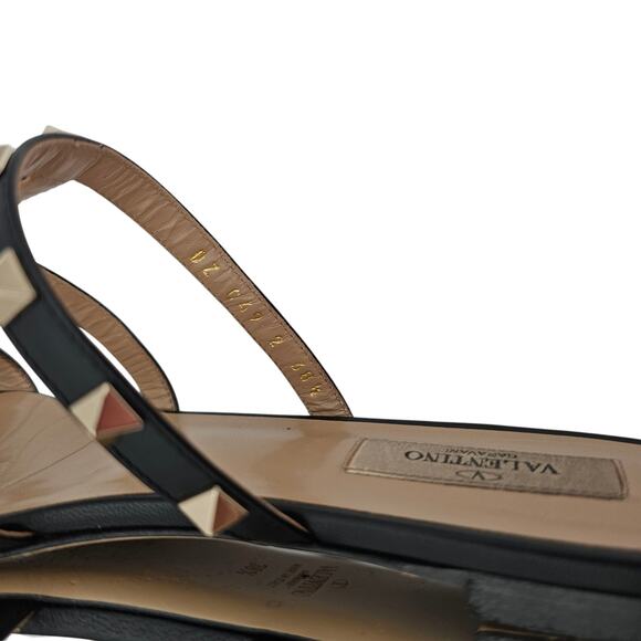 Valentino Garavani Rockstud Flat Slide Sandal Black Leather Size 38.5 US 8.5 - Picture 11 of 11